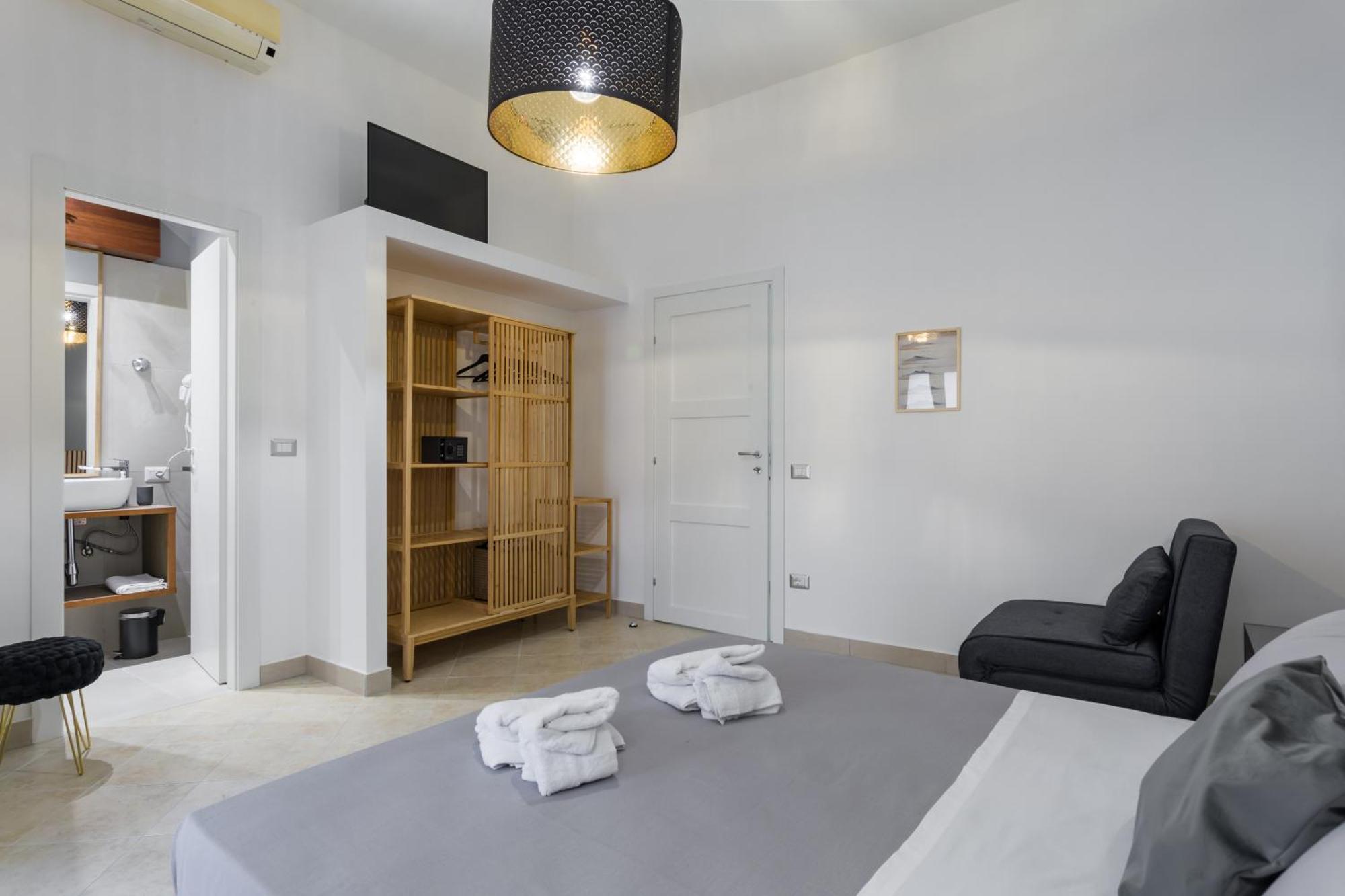 Vesuvio Plaza Room Ottaviano Bagian luar foto